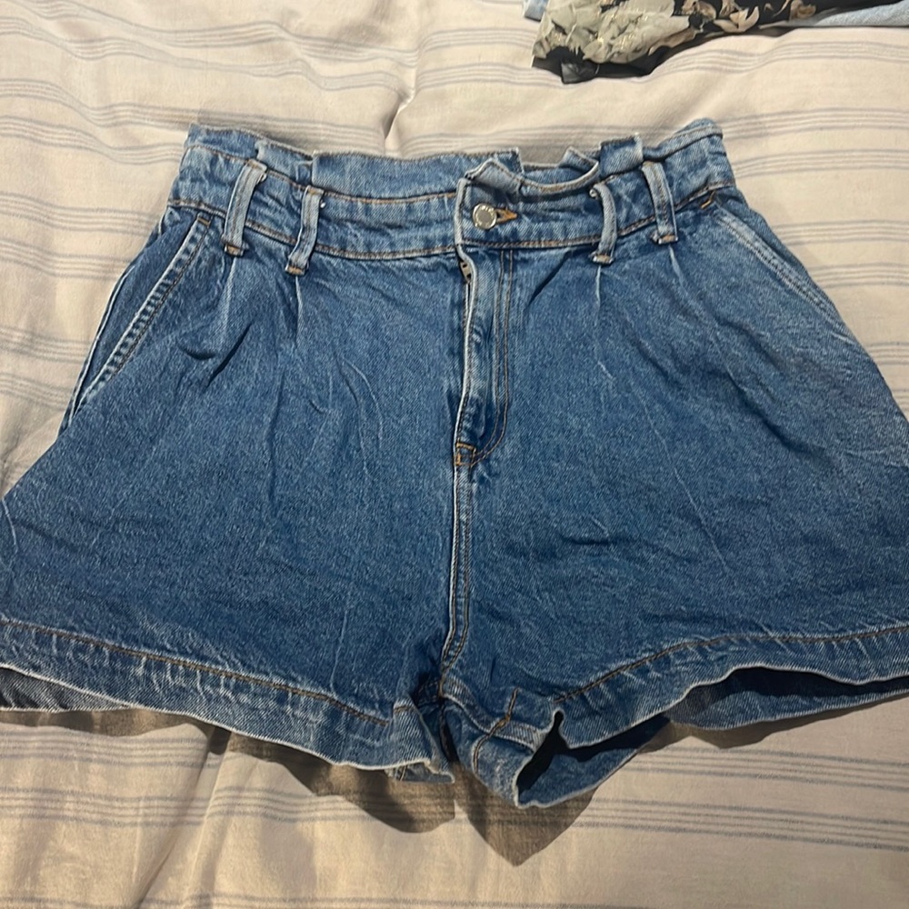 Zara Highwaisted Jean Shorts
